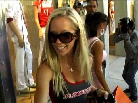 SNTV - Latest celebrity gossip