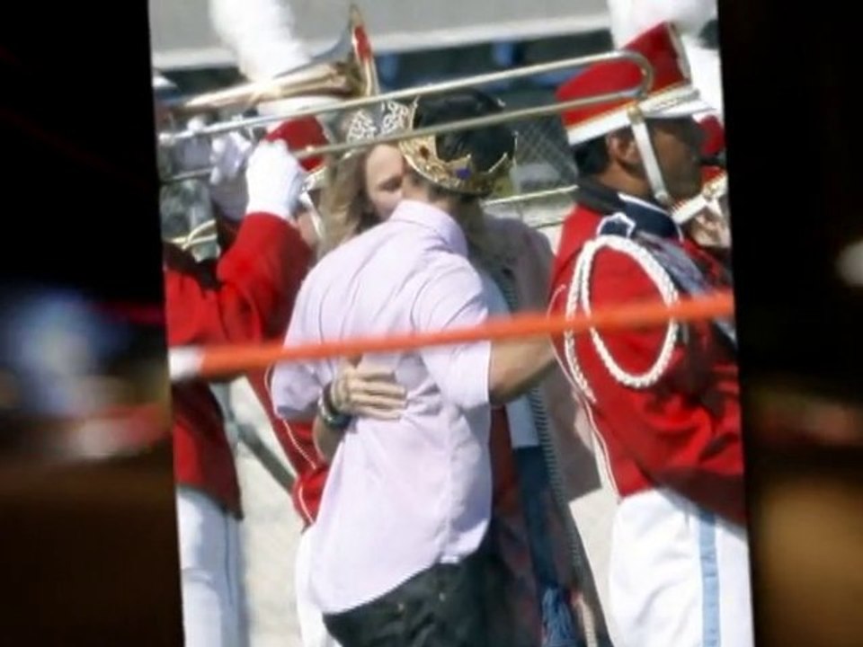 SNTV - Lautner and Swift dinner date?