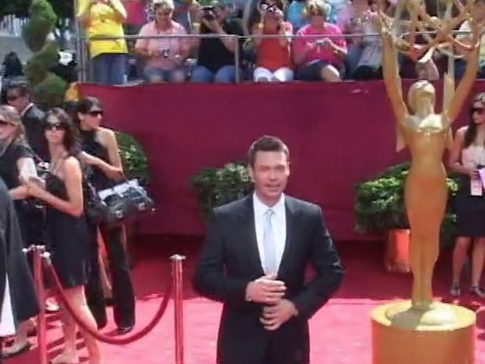 SNTV - Simon Cowell is the king of U.S. TV