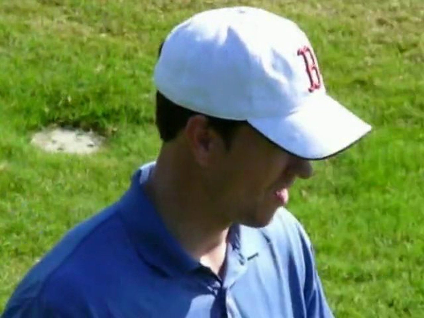 ⁣SNTV - Celebrities give back