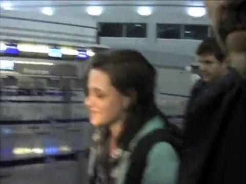 SNTV - Snappers fall for Kristen Stewart