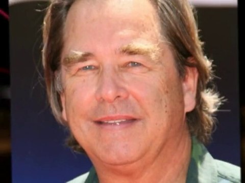 SNTV - Clooney Descends on Hawaii