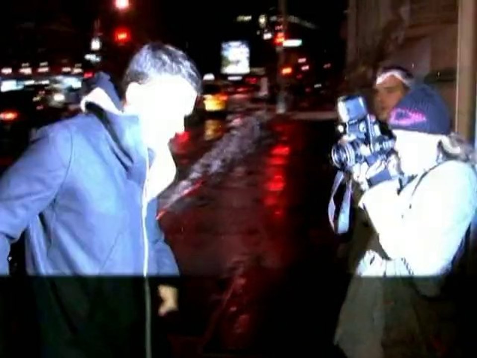 SNTV - John Mayer:  Jessica Simpson is a "drug"