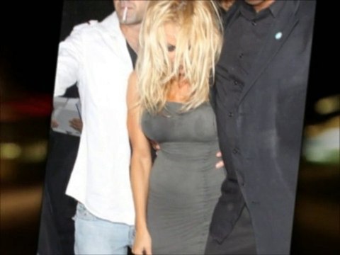 SNTV - Pam likes to party