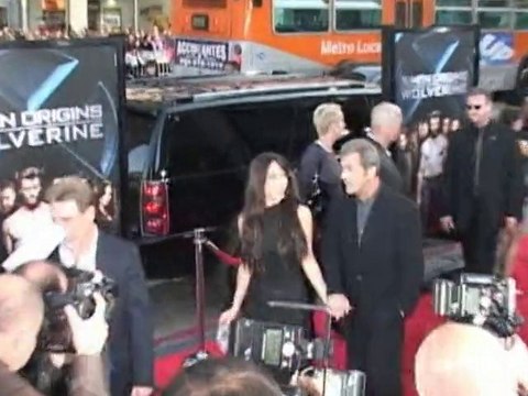 SNTV - Mel Gibson dumps girlfriend