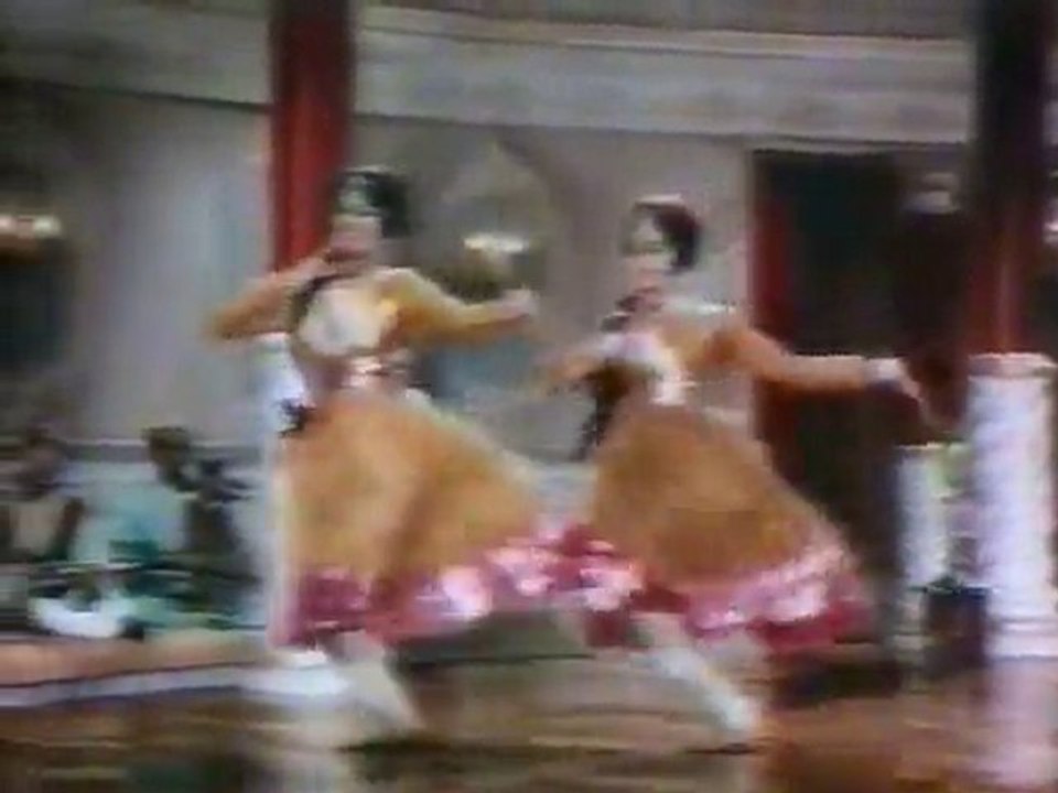 Koi Nazar Aashiqaana To Dekhe