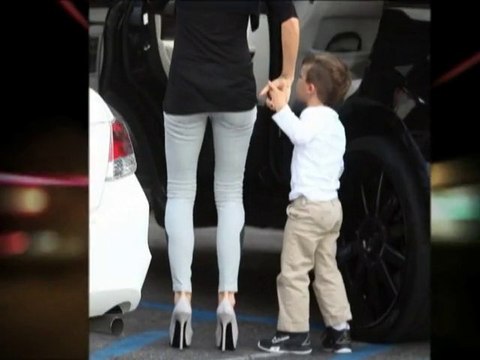 SNTV - Posh voted worst toes