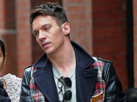 SNTV - Rehab for Rhys Meyers