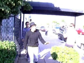 SNTV - Pete Wentz fête ses 30 ans