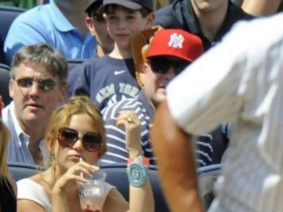 SNTV - Les stars aiment le baseball
