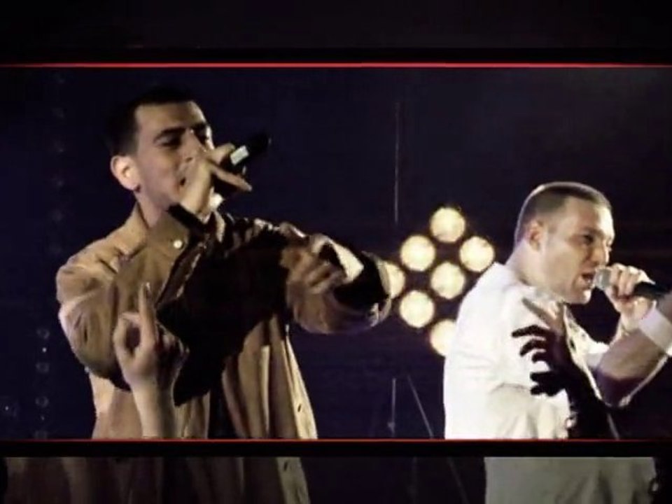 MOKLESS FLYNT EKOUE AKI LA MACHINE & JP MAPAULA "1 POUR LA P