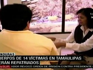 Hondureños buscan a sus familiares dentro de la lista de ma