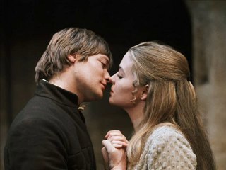 Yüzün Güneş Öpücüğü (Sesli)