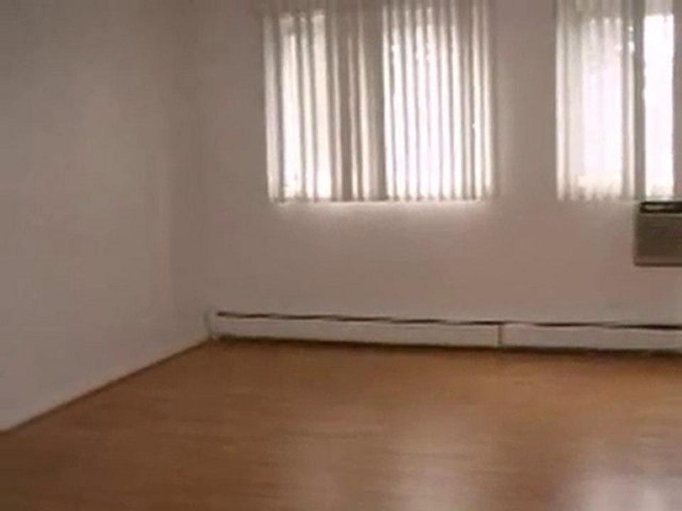 Homes for Sale - 5011 Valley Ln - Streamwood, IL 60107 - Col