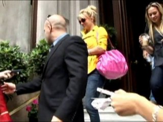 SNTV - Un an dans la vie des stars 4