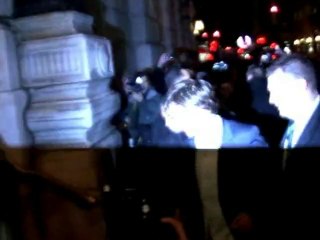 SNTV - Rob et Kristen tiennent bon