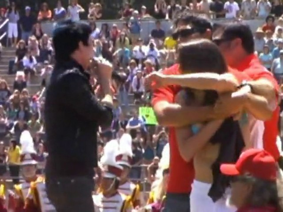 SNTV - Exklusiv: Adams 'Coming Out'