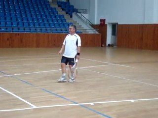 DR.KÖKSAL TİKBAŞ  TENİS  ÇALIŞMASINDA.