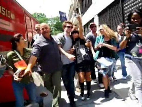 SNTV - Exklusiv: Pattinson wird belagert