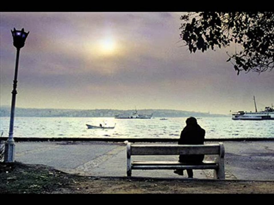 NEV ŞİMDİ UZAKLARDASIN