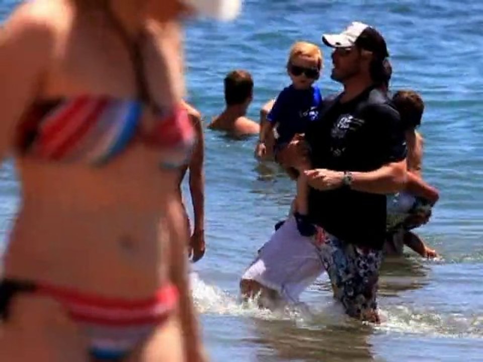 SNTV - Exklusiv: Stars am Strand