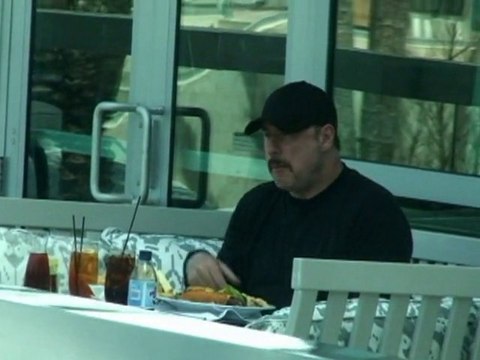 SNTV - Exklusiv: Travolta in Miami