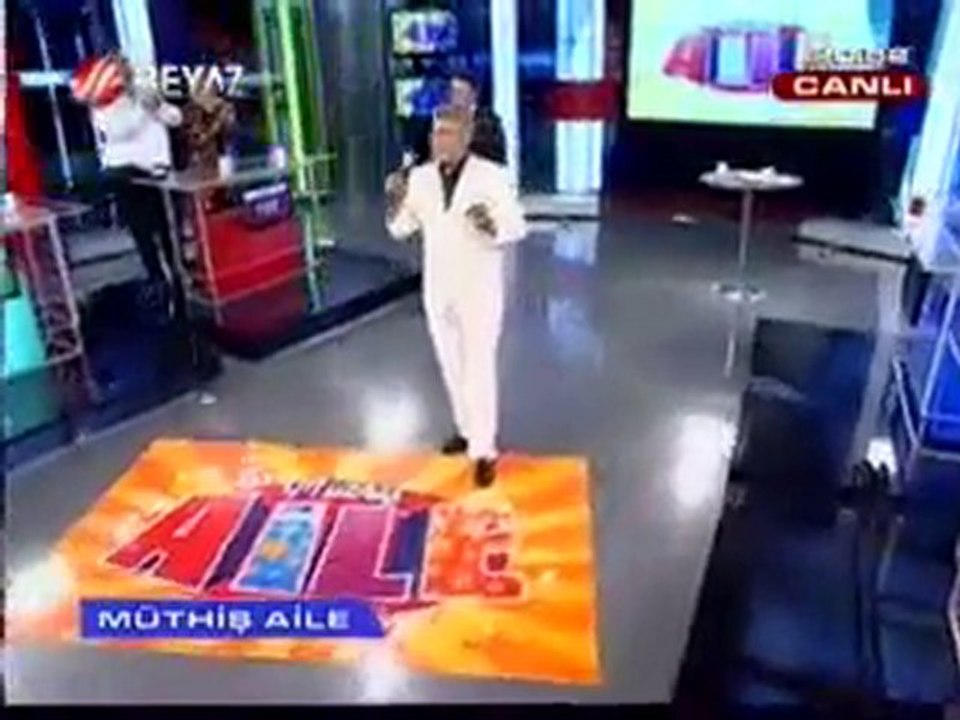 Vahdet Vural Müthiş Aile'ye konuk oldu