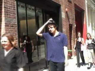 sntv - Exklusiv: Jude Laws und die Kopfnuss