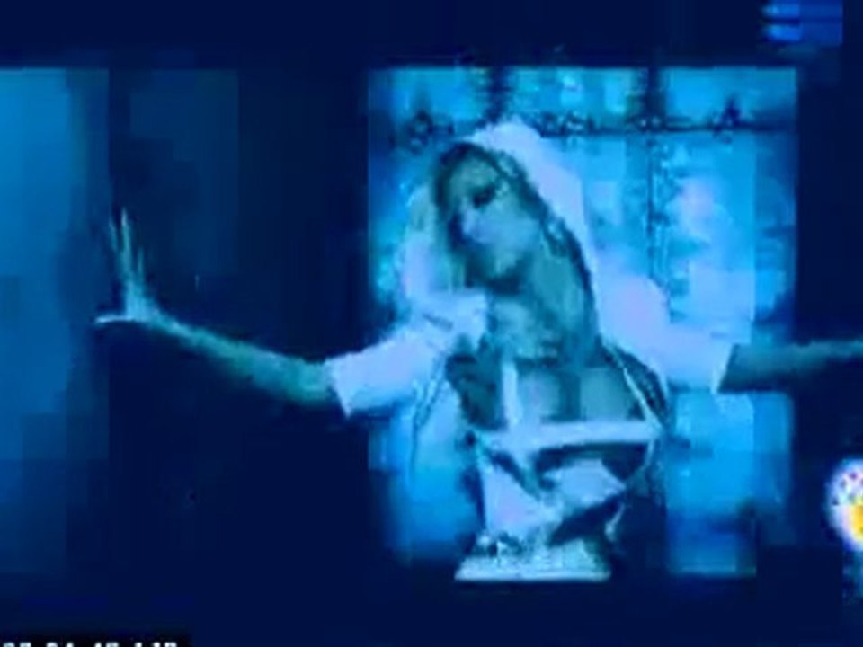 Andrea - Dokosvai ME (ft. Azis) - Facebook