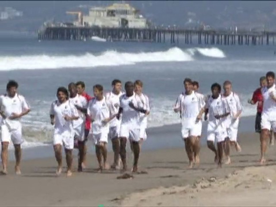 SNTV - Exklusiv: Urlaub am Strand