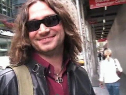 SNTV - Exklusiv: Broadways Star-Invasion