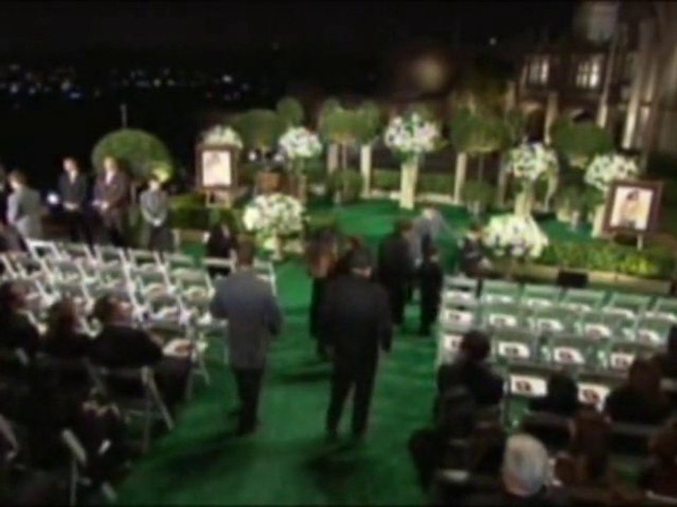 SNTV - Exklusiv: Jacksons Beerdigung