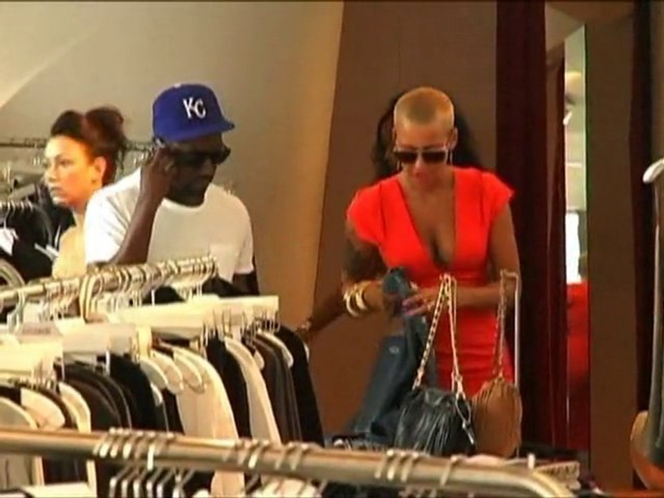 SNTV - Exklusiv: Kanye flippt wieder aus