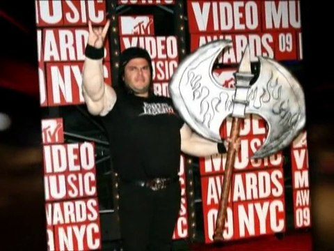 SNTV - Exklusiv: Mode bei den MTV VMAs