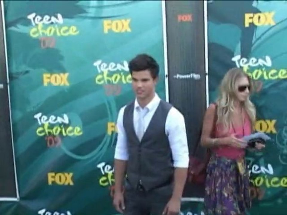 SNTV - Exklusiv: News aus Hollywood