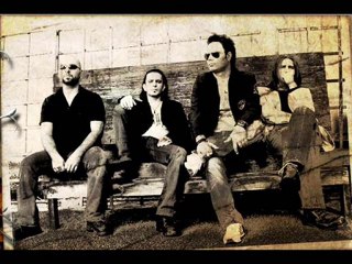 Dört x Dört - Yalan