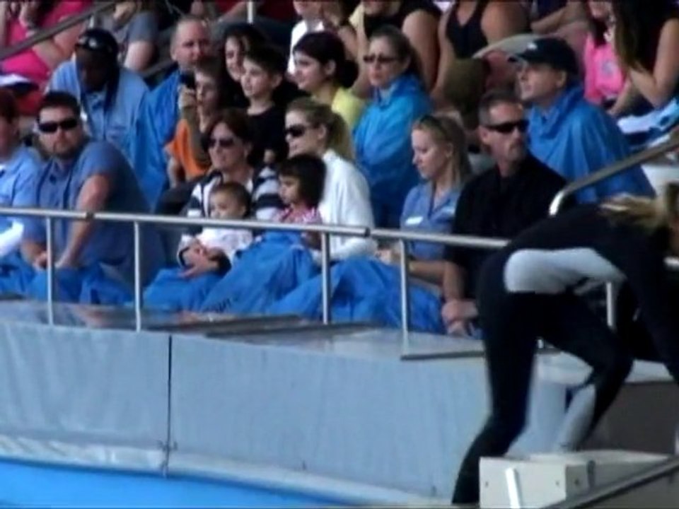 SNTV - Exklusiv: Tigers Kinder in Orlando