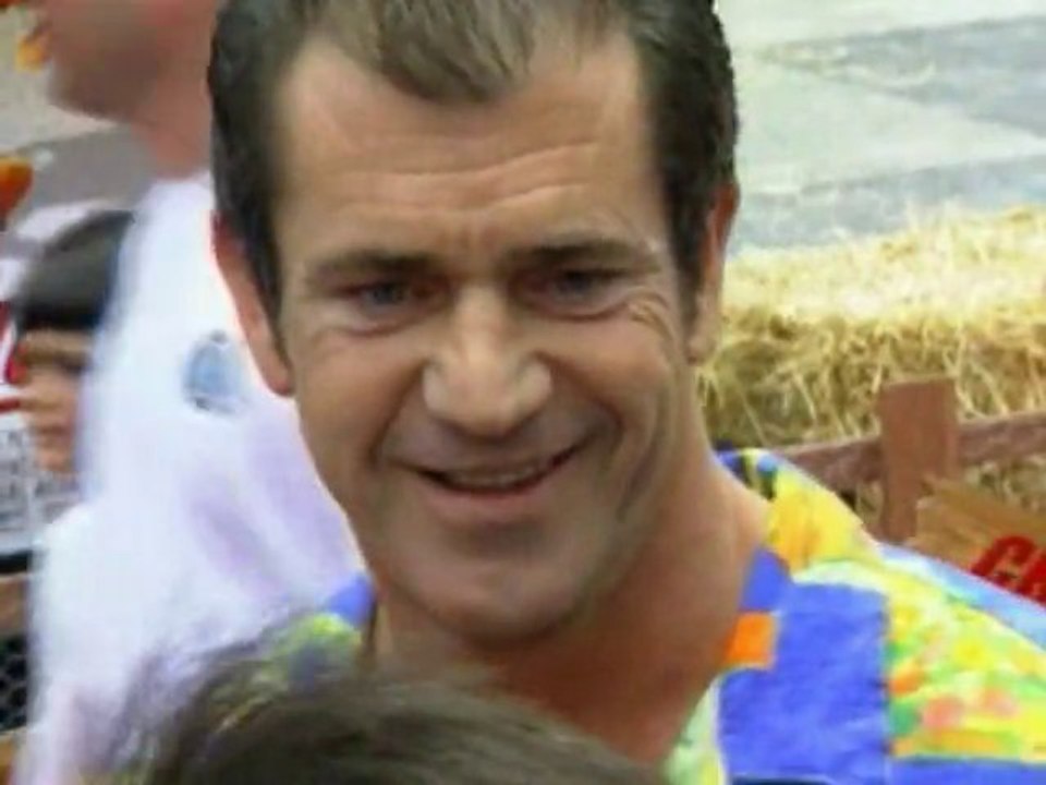 SNTV - Exklusiv: 'Octo-Dad' Mel Gibson