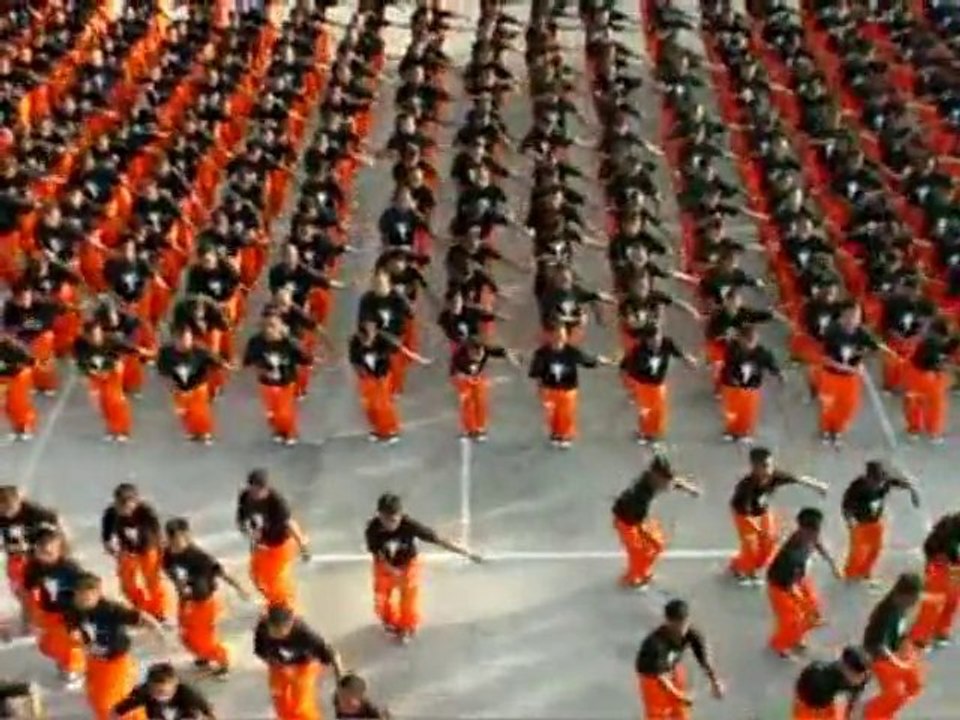 SNTV - Exklusiv: Tanz im Knast