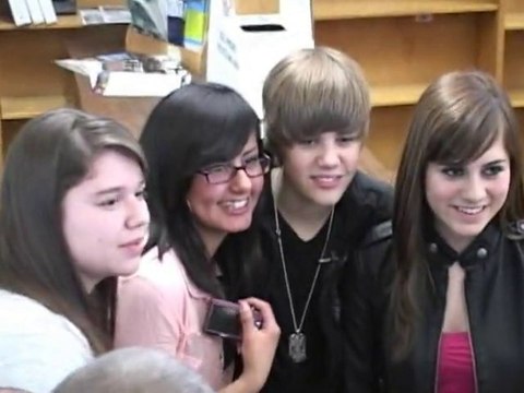 SNTV - Exklusiv: Bieber als Schulrektor