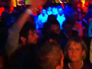 Nadine Morano danse "la bourgeoisie qui boit du champagne"