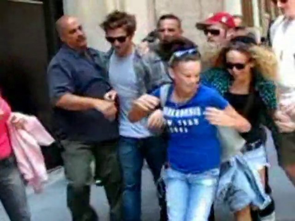 SNTV - Exklusiv: RPattz wird taub!