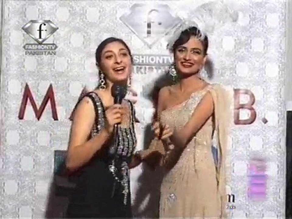 Maleeha Naipaul With Mehreen Syed On The Red Carpet