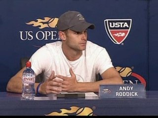 Ranting Roddick crashes out in New York