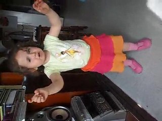 Assya danse Waka waka