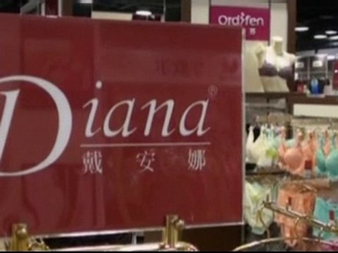 Chinese advert depicts princess lookalike in bra