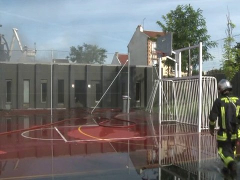 Rentrée: le gymnase d'un collège du 92 détruit par un incendie