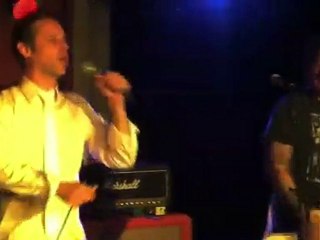 Bouncing Souls - True Believers Live 2010 Paris