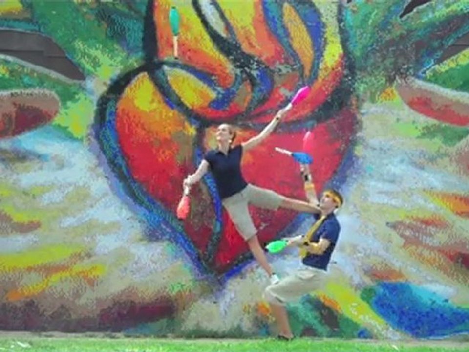 Bob and Trish - TUCSON (acrobatic juggling and unicycling)