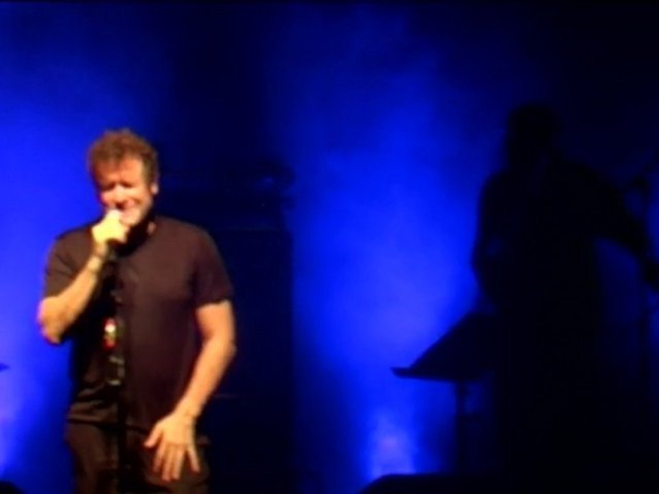 12. Digging For Some Words - HQ -Johnny Clegg - Béziers 2010